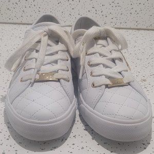 GUESS TENNIS SHOES